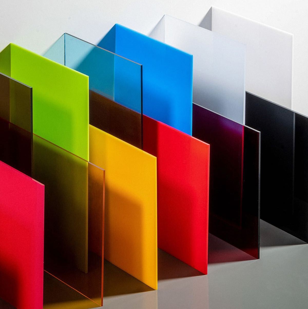 Lité plexisklo PLEXIGLAS® pro profesionály